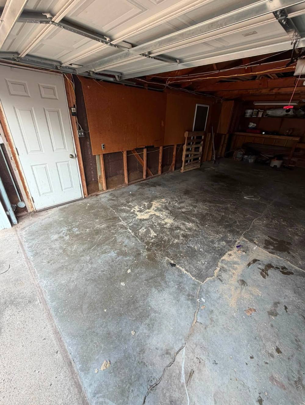 Empty garage after junk removal and hauling service in Bennington NE